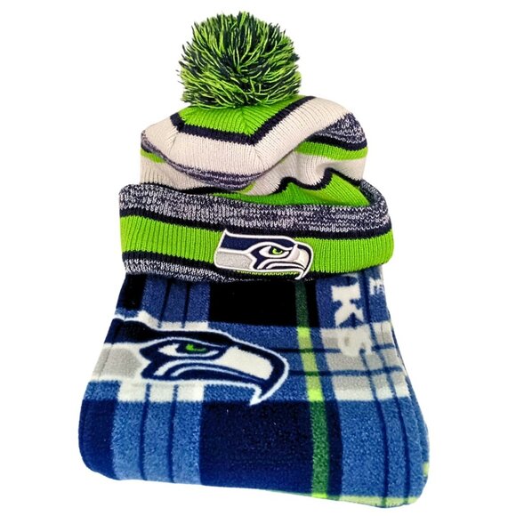 New Era Official Seattle Seahawks Cozy Winter Hat & Nice Warm Scarf Gift Set - Picture 1 of 16